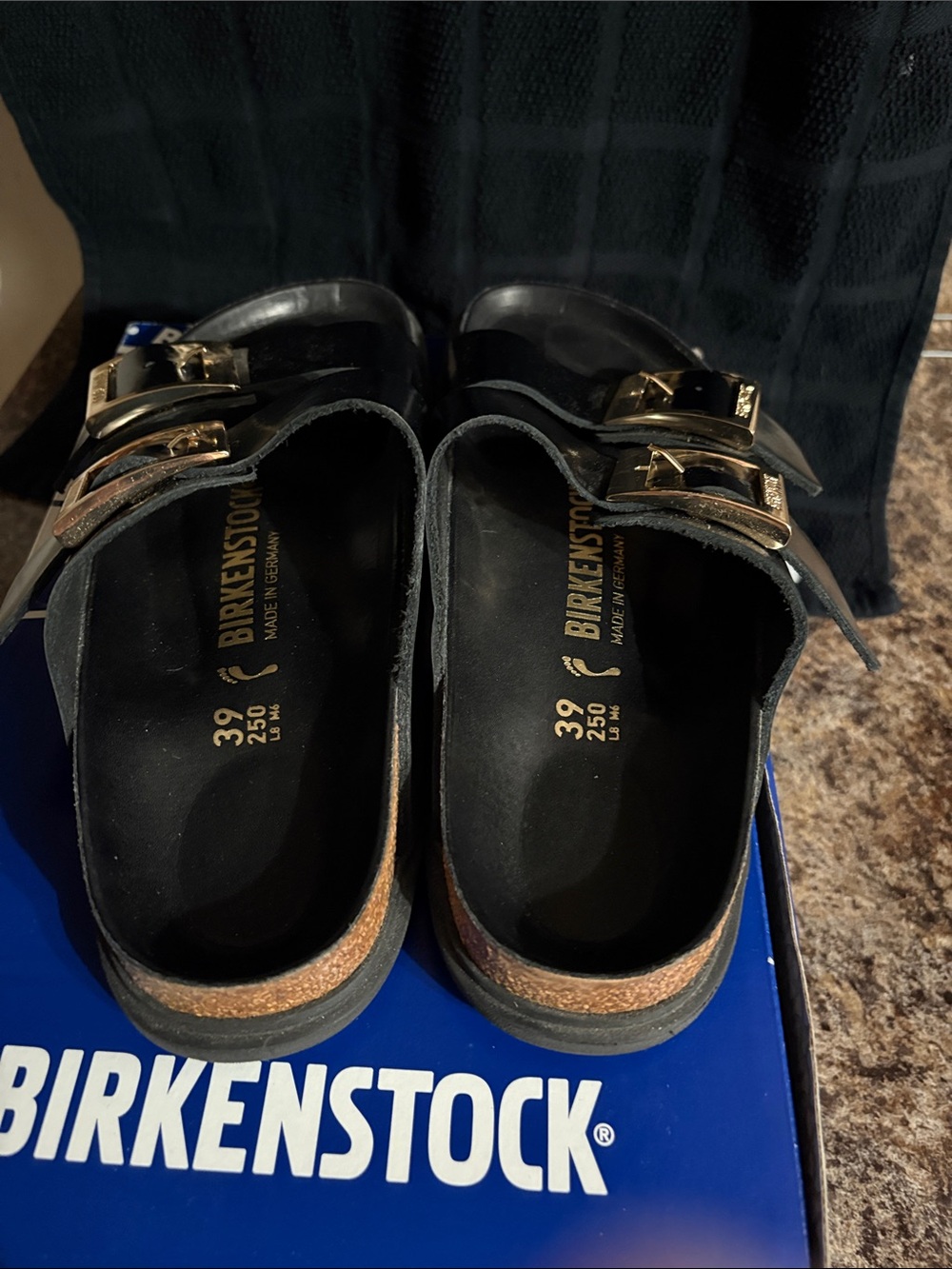 Birkenstock High shine Arizona Droplet Buckle sandals - Picture 5 of 5